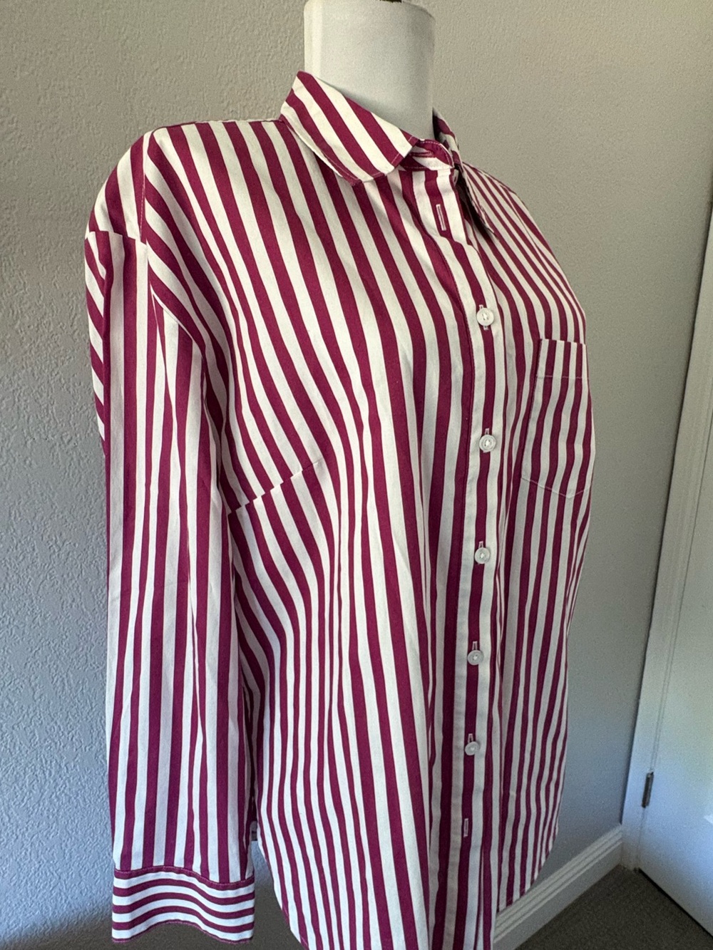 Talbots cotton burgundy white striped button down shirt size M